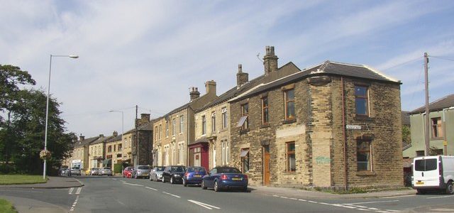 How Far Is Gomersal From Bradford